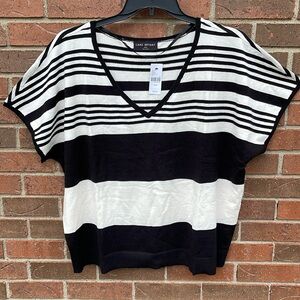 Lane Bryant Short Sleeve V-Neck Sweater